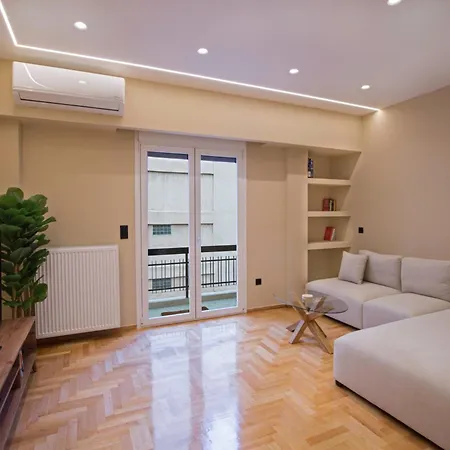 Urban Spacious Apartment Near Kallimarmaron Athens Exterior photo