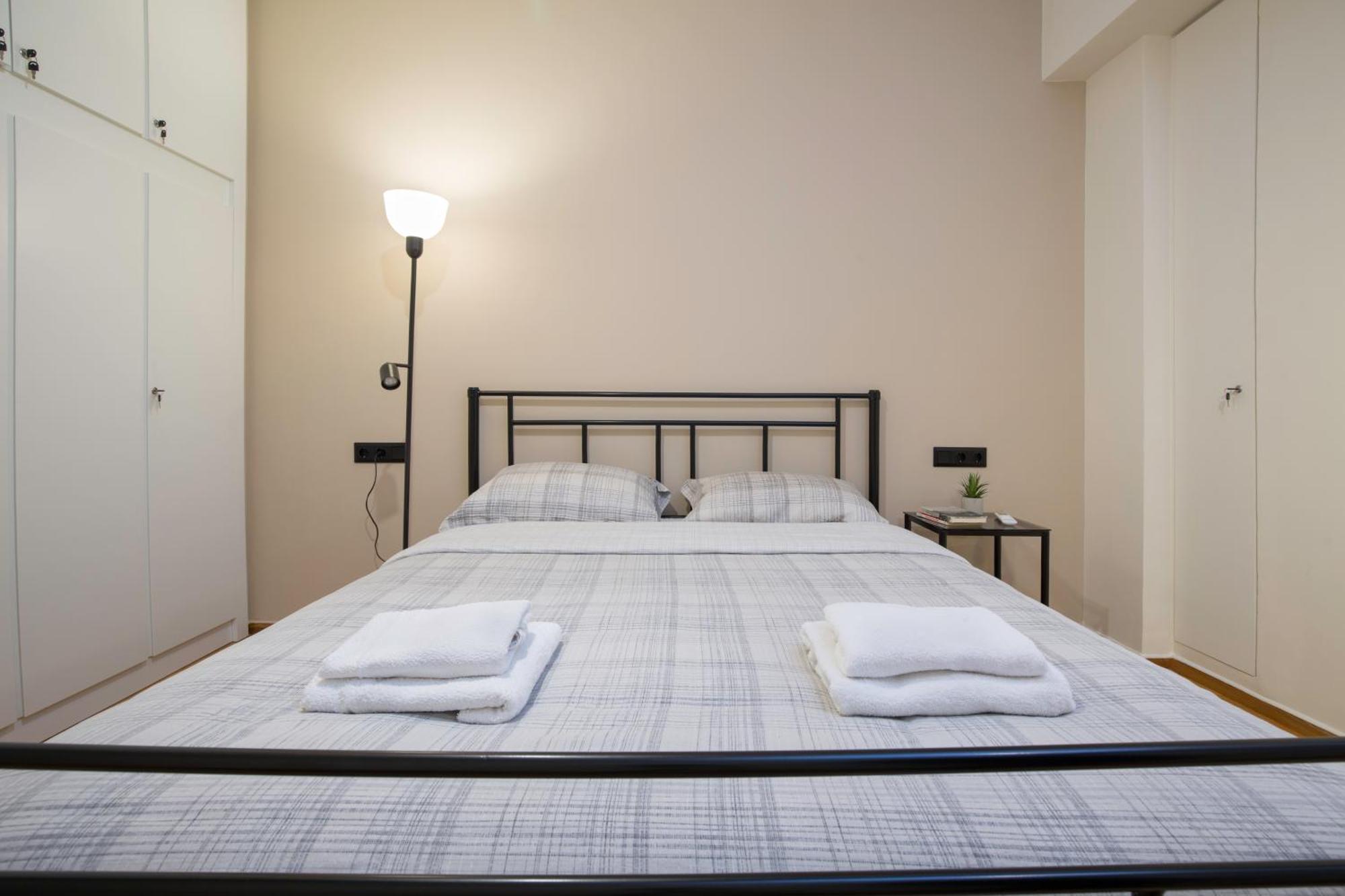 Apartment Urban Spacious Near Kallimarmaron Athens